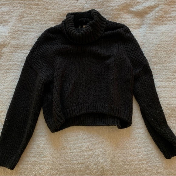Sweaters - Black Chunky Sweater Long Sleeve Cowl Neck Turtle Neck